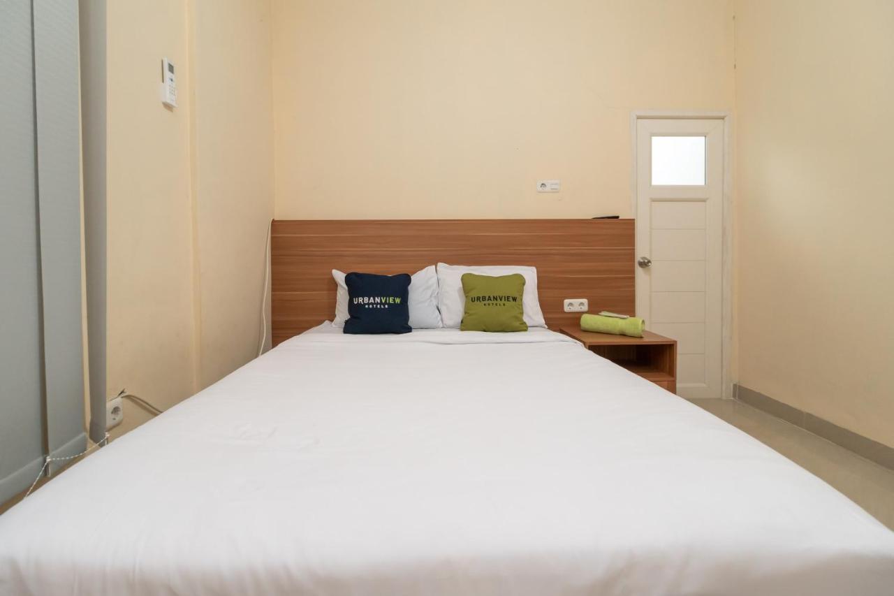 Urbanview Hotel Salsabilah Palembang By Reddoorz Exterior foto